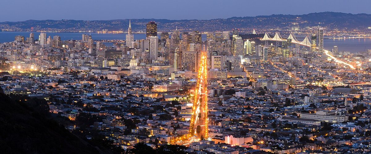 the view from Twin Peaks San Francisco over the fog