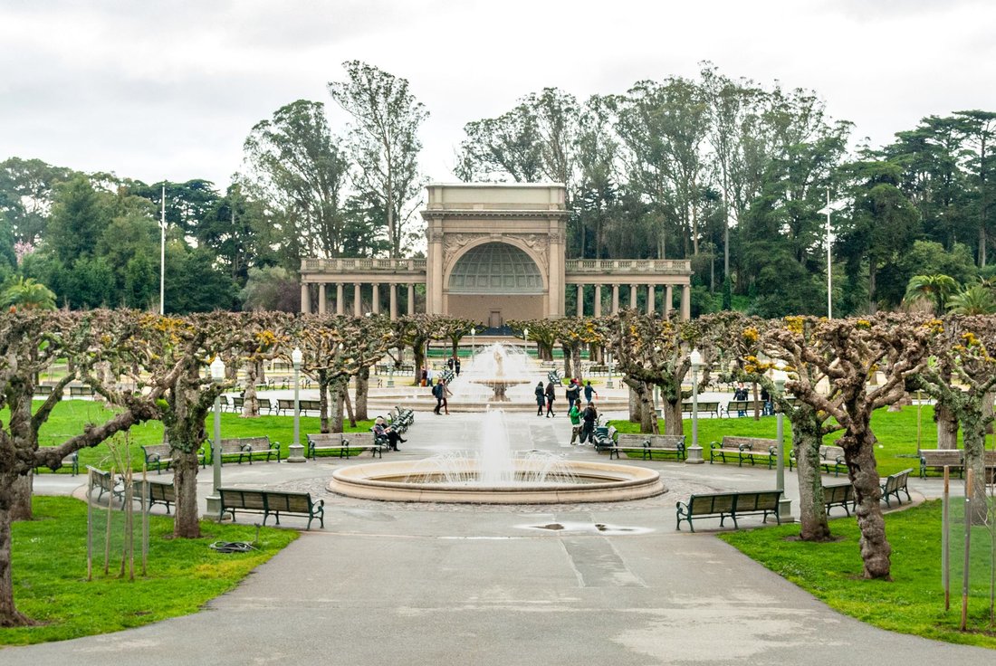 the Music Concourse bandshell and fountain in Golden Gate Park